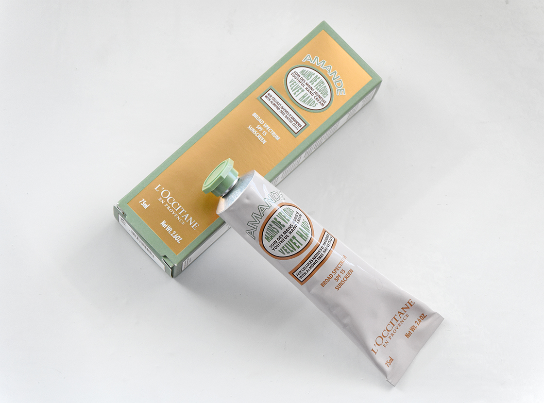 L'Occitane Almond Velvet Hands SPF 15 (c) Just Nice Things L'Occitane Almond Velvet Hands SPF 15 (c) Just Nice Things
