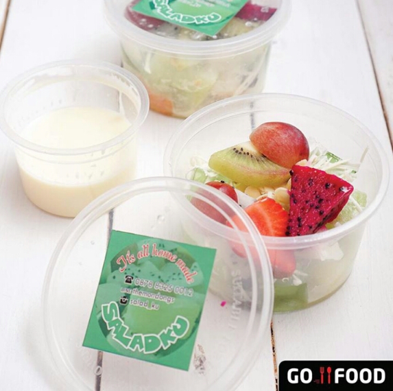 Segarnya Salad Buah Dengan Saus Mayonaise