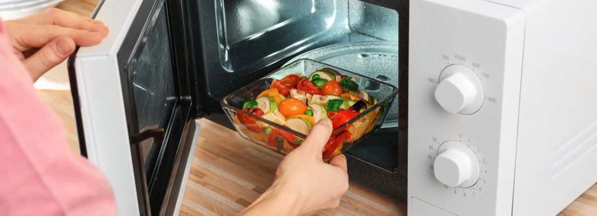 7 Makanan yang Bisa Dimasak dengan Microwave