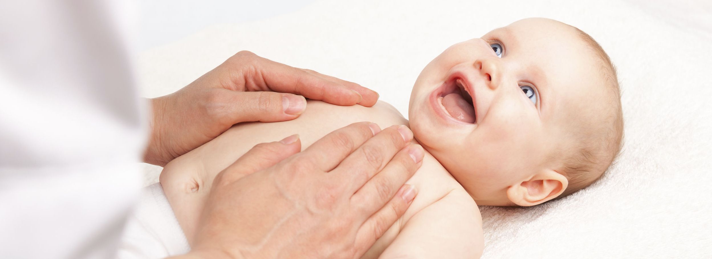Manfaat Pijat untuk Bayi yang Harus Diketahui