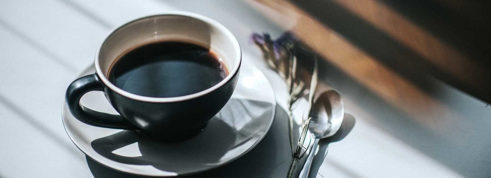 Waktu yang Tepat Untuk Minum Kopi Saat Puasa