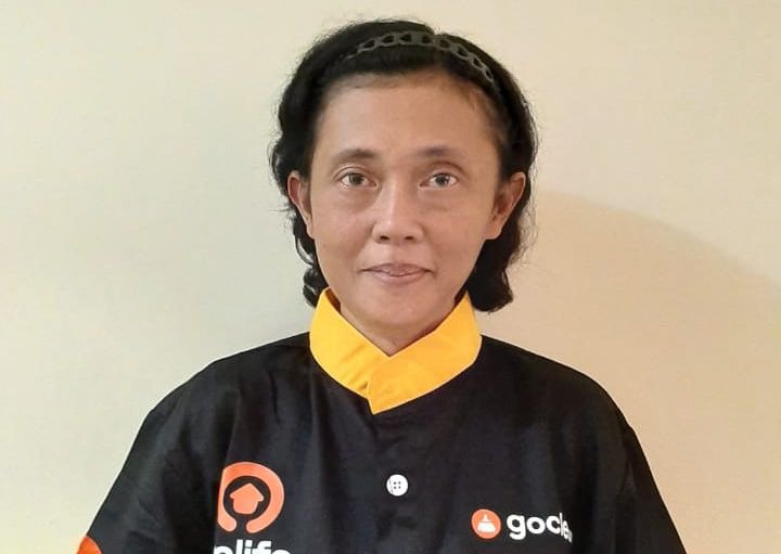 Kisah Ibu Sulistyorini, Mitra GoClean dengan Sepedanya